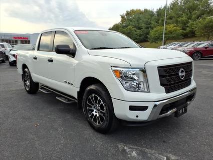 2024 Nissan Titan Wytheville WV