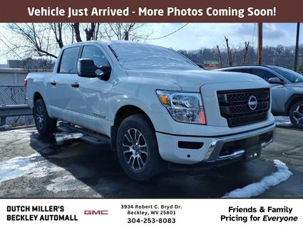 2024 Nissan Titan Beckley WV