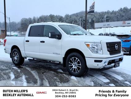2024 Nissan Titan Beckley WV