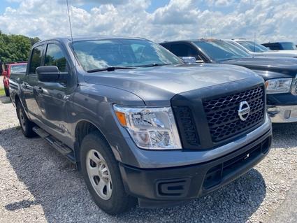 2017 Nissan Titan Sparta TN