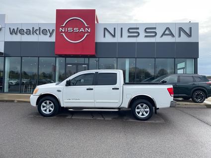 2010 Nissan Titan Martin TN