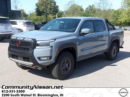 2025 Nissan Frontier Bloomington IN