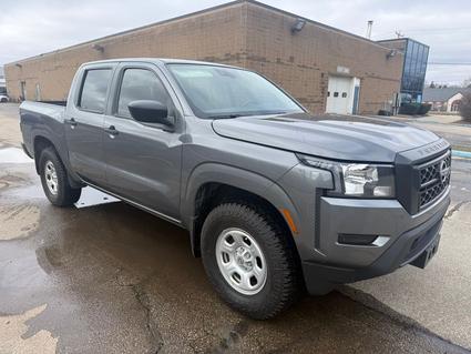 2022 Nissan Frontier Glendale WI