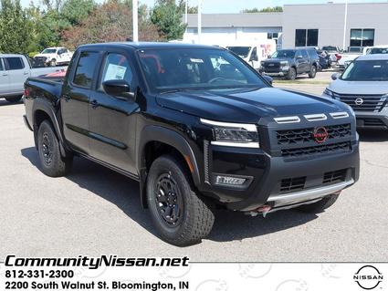 2025 Nissan Frontier Bloomington IN