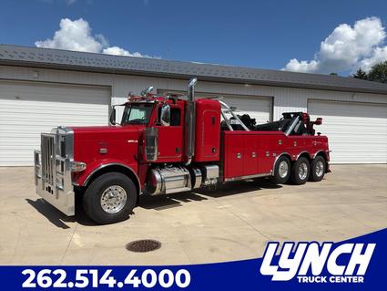 2023 PETERBILT 389 Waterford WI