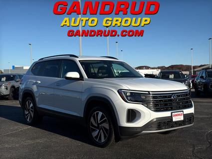 2024 Volkswagen Atlas Green Bay WI
