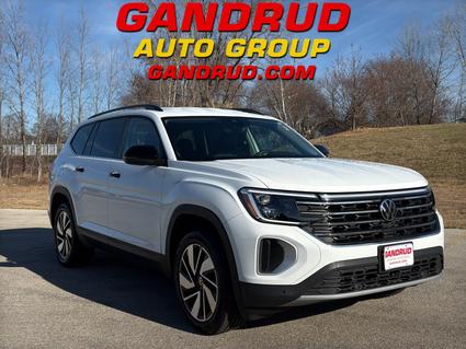2024 Volkswagen Atlas Green Bay WI