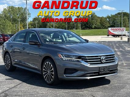 2022 Volkswagen Passat Green Bay WI