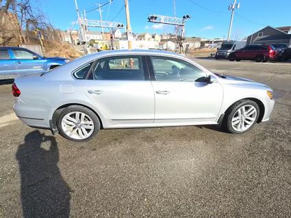 2017 Volkswagen Passat Milwaukee WI