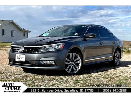 2017 Volkswagen Passat Spearfish SD