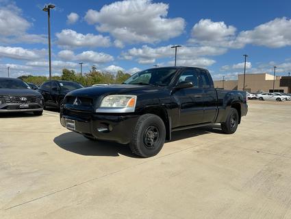 2007 Mitsubishi Raider Katy TX