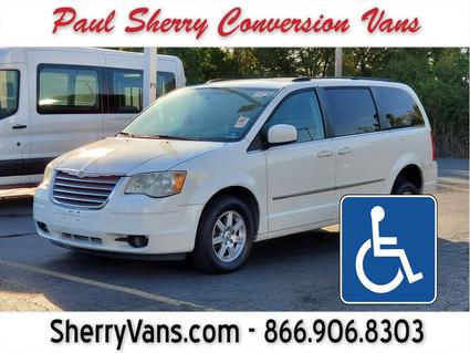 2010 Chrysler Town & Country Piqua OH