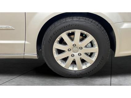 2011 Chrysler Town & Country Hazel Green WI