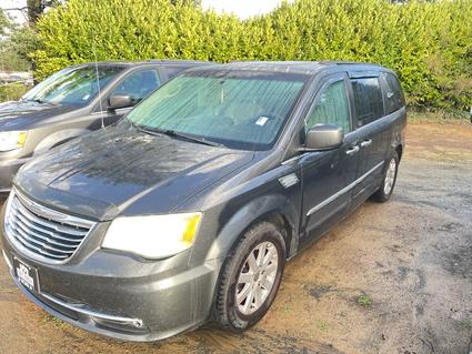 2011 Chrysler Town & Country Coos Bay OR