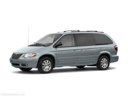 2006 Chrysler Town & Country Lamar CO