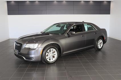 2016 Chrysler 300