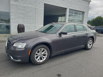 2016 Chrysler 300  