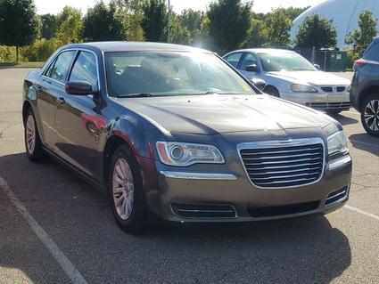 2013 Chrysler 300 Clinton Township MI