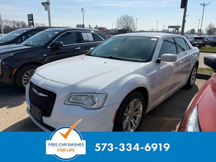 2018 Chrysler 300 Cape Girardeau MO