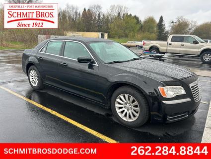 2012 Chrysler 300 Saukville WI