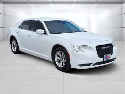 2019 Chrysler 300 Victoria TX