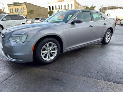 2015 Chrysler 300 Aberdeen WA
