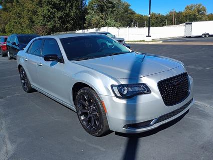 2020 Chrysler 300 Henderson KY