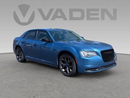 2020 Chrysler 300 Hinesville GA