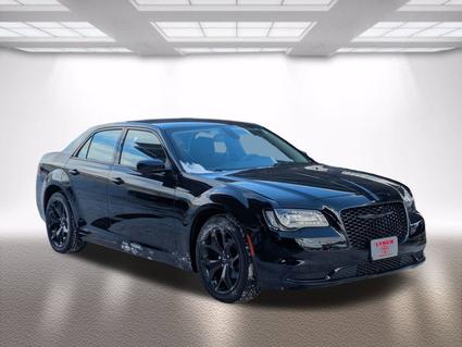 2021 Chrysler 300 Manchester CT