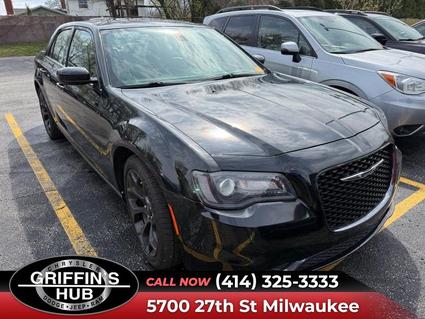 2020 Chrysler 300S Milwaukee WI