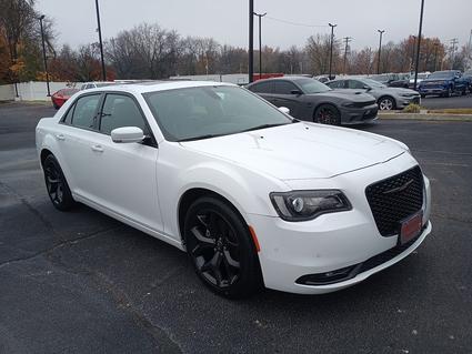 2022 Chrysler 300S Henderson KY