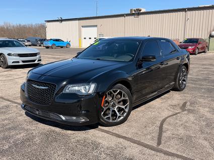 2016 Chrysler 300S Monticello IN