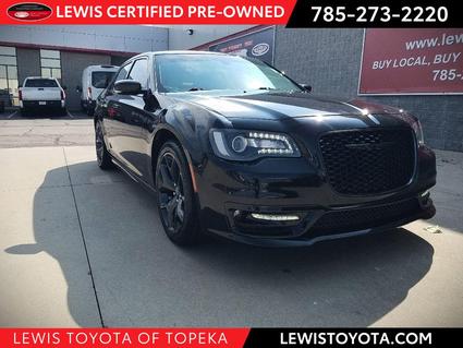2022 Chrysler 300 Topeka KS