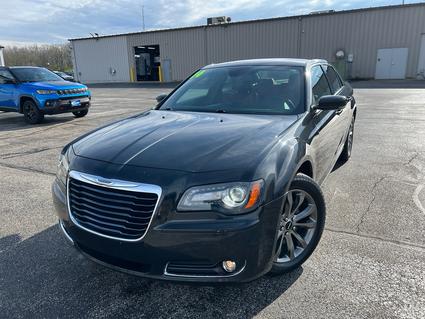 2014 Chrysler 300S Monticello IN