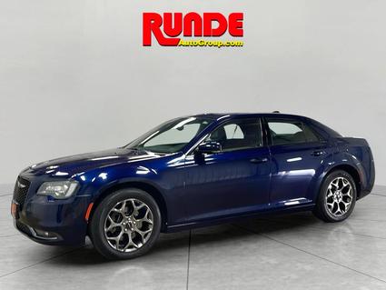 2016 Chrysler 300S Hazel Green WI