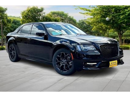 2021 Chrysler 300S Webster SD