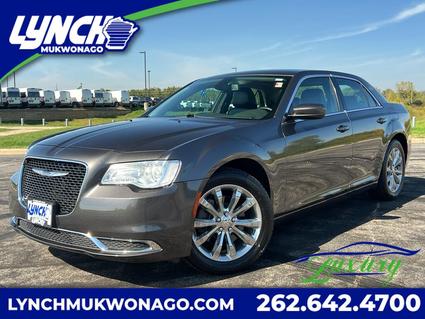 2017 Chrysler 300 Mukwonago WI