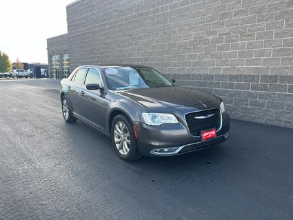 2019 Chrysler 300 Logan UT