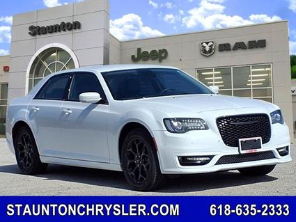 2022 Chrysler 300 Staunton IL