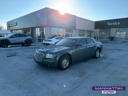 2005 Chrysler 300 Manhattan KS