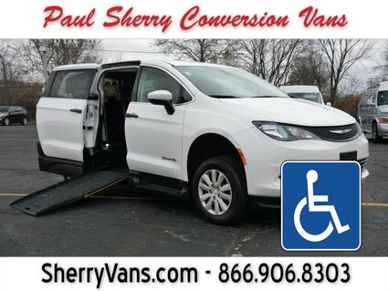 2020 Chrysler Voyager Piqua OH