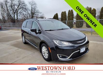 2017 Chrysler Pacifica Jacksonville IL