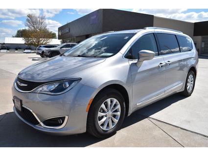 2019 Chrysler Pacifica Manhattan KS