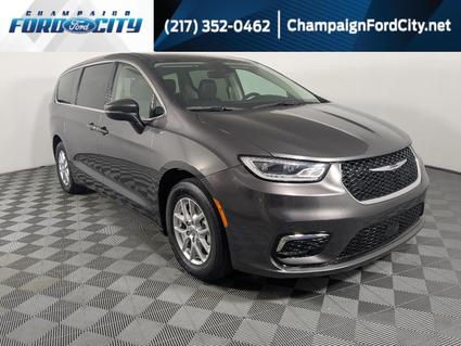 2023 Chrysler Pacifica Champaign IL