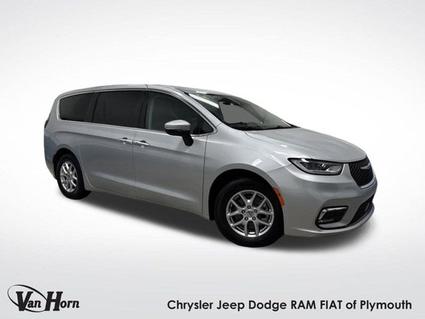 2023 Chrysler Pacifica Plymouth WI