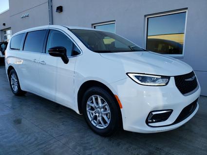 2024 Chrysler Pacifica Winona MN