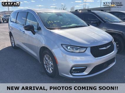 2024 Chrysler Pacifica Sand Springs OK
