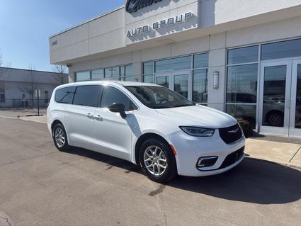 2024 Chrysler Pacifica Lexington KY
