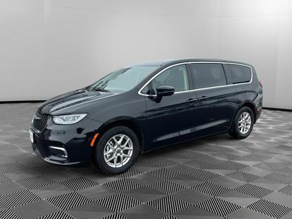 2024 Chrysler Pacifica Antigo WI