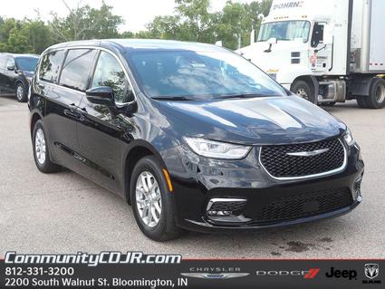 2025 Chrysler Pacifica Bloomington IN